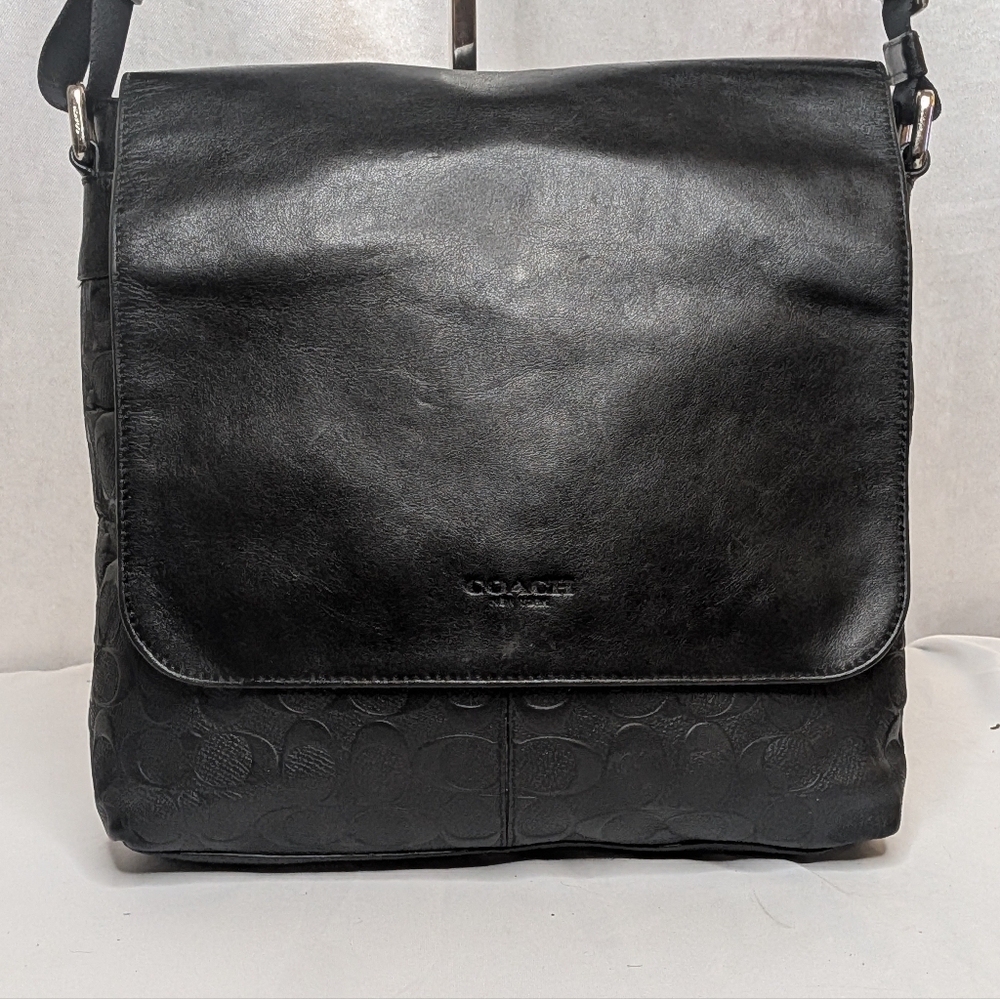 Coach Black Leather Signature C Logo Embossed Messenger Crossbody Bag F28577 - Picture 2 of 16